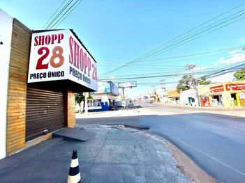 office em Avenida Couto Magalhães, Centro-Norte - Várzea Grande - MT