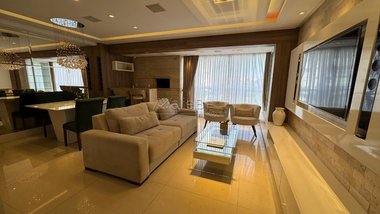 apartment em Rua Doutor Dário de Bittencourt, Jardim Europa - Porto Alegre - RS