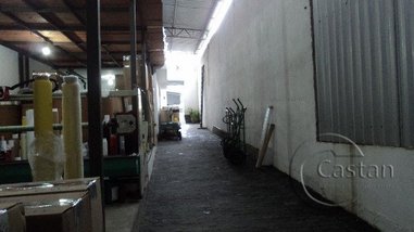industrial em Rua Piraçununga, Vila Bertioga - São Paulo - SP