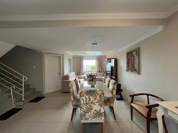 house em Rua Rio Jari, Bairro Alto - Curitiba - PR