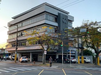 commercial_property em Avenida Ipiranga, Jardim Botânico - Porto Alegre - RS
