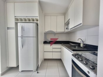 apartment em Rua Irmã Maria Rita de Moura, Parque Residencial Bom Conselho - Taubaté - SP