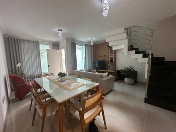 house em Alameda dos Pintassilgos, Cabral - Contagem - MG