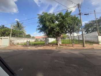 land_lot em Rua Monsenhor Braz Baffa, Jardim Nazareth - São José do Rio Preto - SP