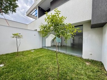 house em Rua Pedro Nolasko Pizzatto, Mercês - Curitiba - PR