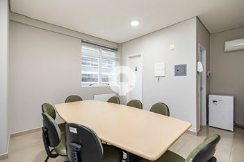 office em Avenida Cândido de Abreu, Centro Cívico - Curitiba - PR