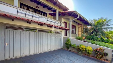 house em Rua Guilherme Balze, Centro - Santa Rosa - RS