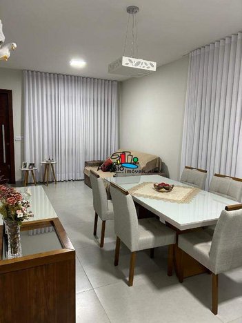 house em Rua Benedito Valadares, Centro - Sete Lagoas - MG