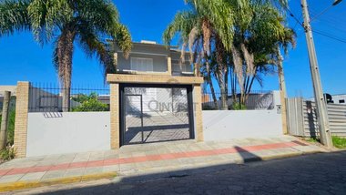 house em Rua Prefeito Walter Belinzoni, Cidade Alta - Araranguá - SC