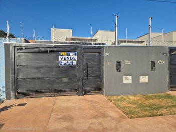 house em Avenida AnhembÍ, Jardim Aero Rancho - Campo Grande - MS