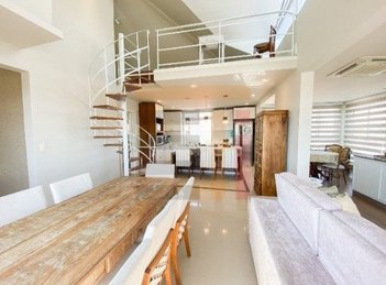 apartment em Rua dos Cambuatas, Jurerê - Florianópolis - SC