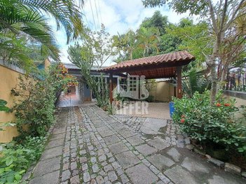 house em Rua Expedicionário Ramis Mendes, Colubande - São Gonçalo - RJ