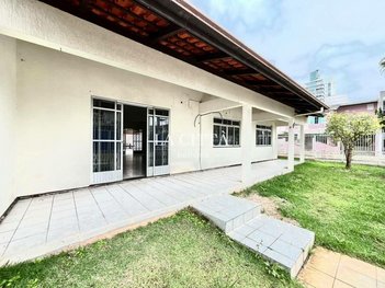 house em Rua Eugênio Geraldino de França, Dom Bosco - Itajaí - SC