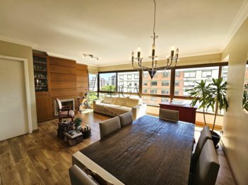 apartment em Rua Costa, Menino Deus - Porto Alegre - RS