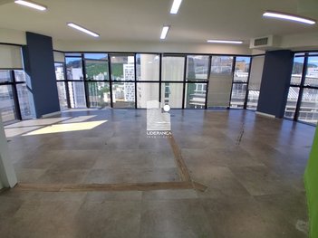 office em Praça Esteves Júnior, Centro - Florianópolis - SC