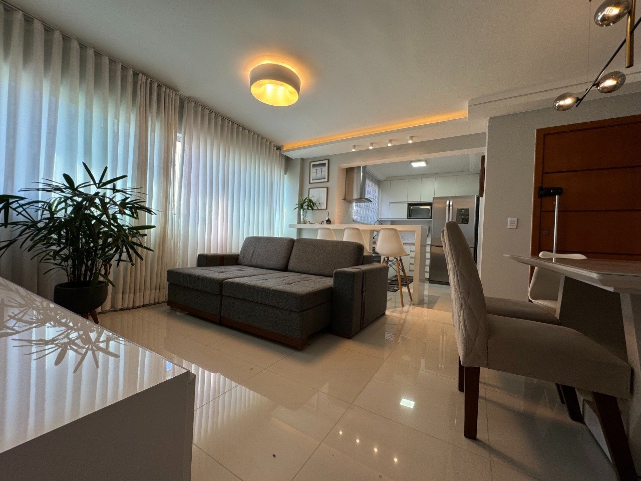Apartamento com 2 quartos — Sagrada Família, Belo Horizonte