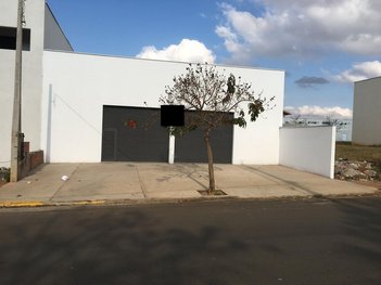 commercial_building em Rua Nossa Senhora do Carmo, Santa Terezinha - Piracicaba - SP