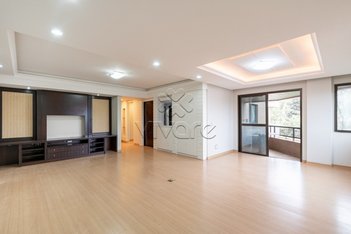 apartment em Rua Padre Agostinho, Mercês - Curitiba - PR