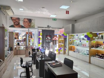 business em Rua Alfredo Schurig, Centro - Jacareí - SP