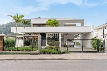 house em Rua Afonso Meister, Glória - Joinville - SC