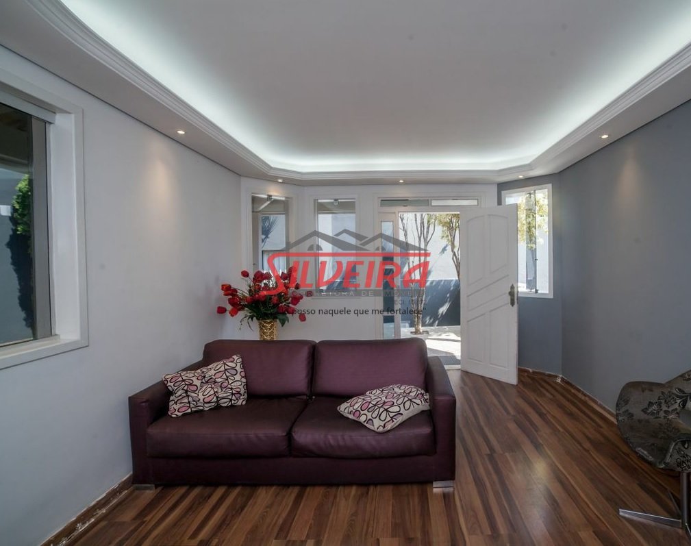 Casa com 3 quartos — Heliópolis, Belo Horizonte