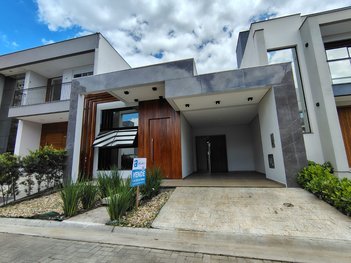 house em Avenida Wilson Castelo Branco, Beira Rio - Biguaçu - SC