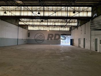 industrial em Rua Bahia, Canhema - Diadema - SP