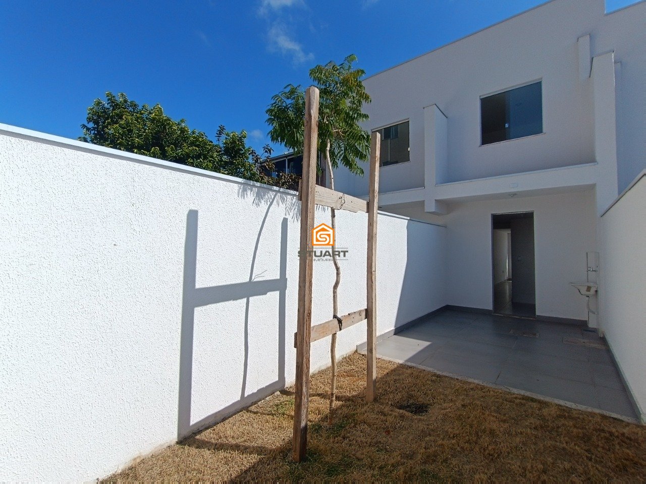 Casa com 2 quartos — Jardim Leblon, Belo Horizonte