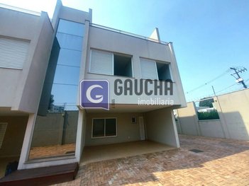 house em Rua Ângelo Chiamulera, Pioneiros Catarinenses - Cascavel - PR