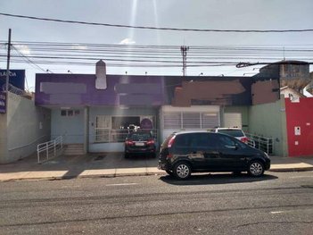 business em Avenida Cesário Alvim, Centro - Uberlândia - MG