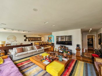 apartment em Rua Jerônimo da Veiga, Jardim Europa - São Paulo - SP