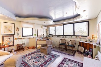 office em Avenida Luiz Manoel Gonzaga, Três Figueiras - Porto Alegre - RS