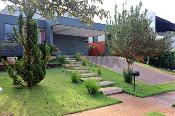 house em Rua Alcino Arantes, Residencial e Empresarial Alphaville - Ribeirão Preto - SP