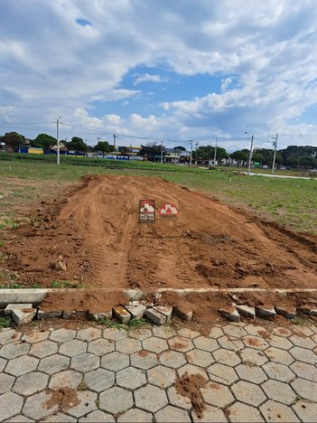 land_lot em Avenida Doutor José Adhemar César Ribeiro, Jardim Carlota - Pindamonhangaba - SP