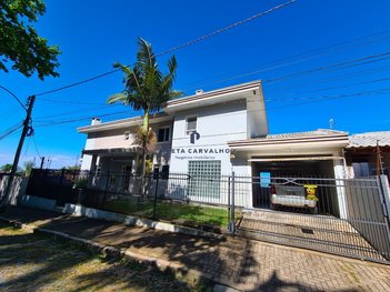 house em Rua Aladim de Araújo Pinto, Centro - Guaíba - RS