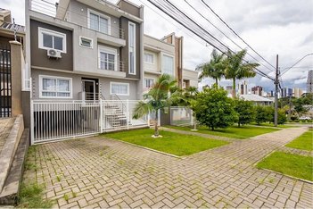 house em Rua José Martinho Lissa, Mossunguê - Curitiba - PR