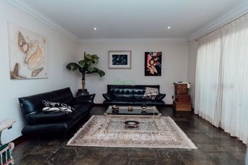 house em Rua Martin Luther King, Lago Parque - Londrina - PR