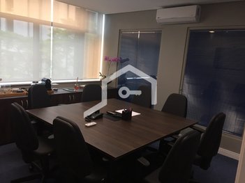 office em Geraldo Flausino Gomes, Cidade Monções - São Paulo - SP