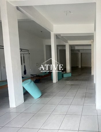 business em Avenida Dorival Cândido Luz de Oliveira, COHAB A - Gravataí - RS