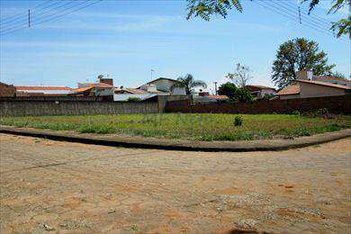 land_lot em Alameda dos Flamboyans, Cidade Jardim - Pirassununga - SP