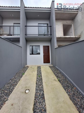 house em Rua Dorothovio do Nascimento, Jardim Sofia - Joinville - SC