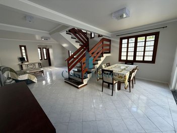 house em Rua Anizio Tavares da Silva, Córrego Grande - Florianópolis - SC