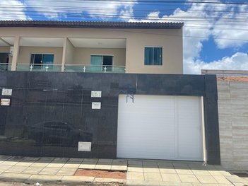 house em Rua Doutor Raimundo Bahia da Nova, Candeias - Vitória da Conquista - BA