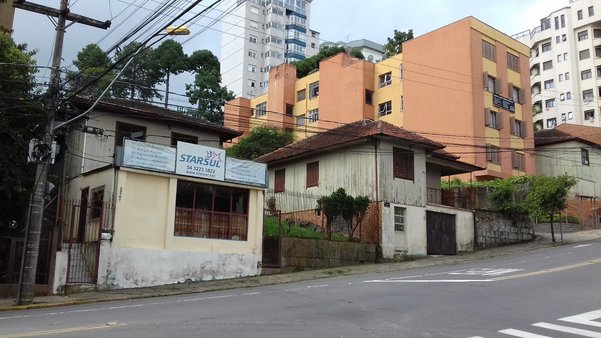 Cômodo Condomínio