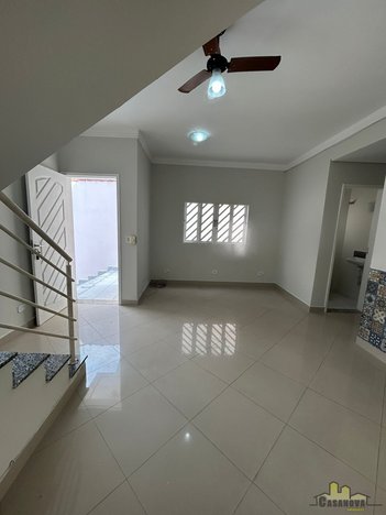 house em Estrada do Limoeiro, Jardim Califórnia - Jacareí - SP