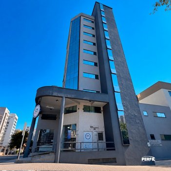commercial_building em Avenida Júlio de Castilhos, São Pelegrino - Caxias do Sul - RS