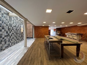 commercial_building em Antônio Carlos Ferreira, Agronômica - Florianópolis - SC