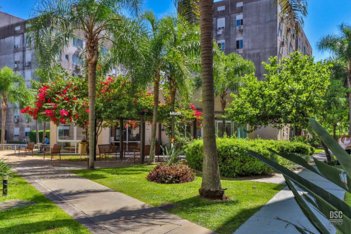 apartment em Avenida Juca Batista, Cavalhada - Porto Alegre - RS