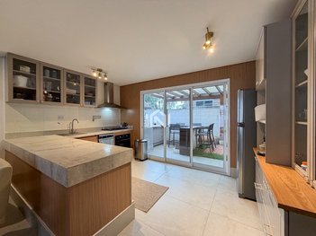 house em Avenida São Camilo, Chácara São João - Carapicuíba - SP