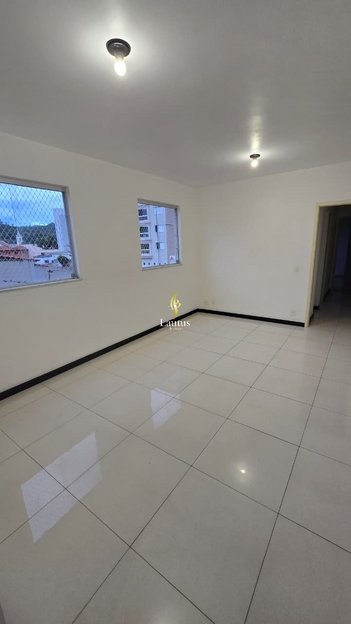 apartment em Rua Doutor Roberto Belisário Viana, Centro - Pedro Leopoldo - MG